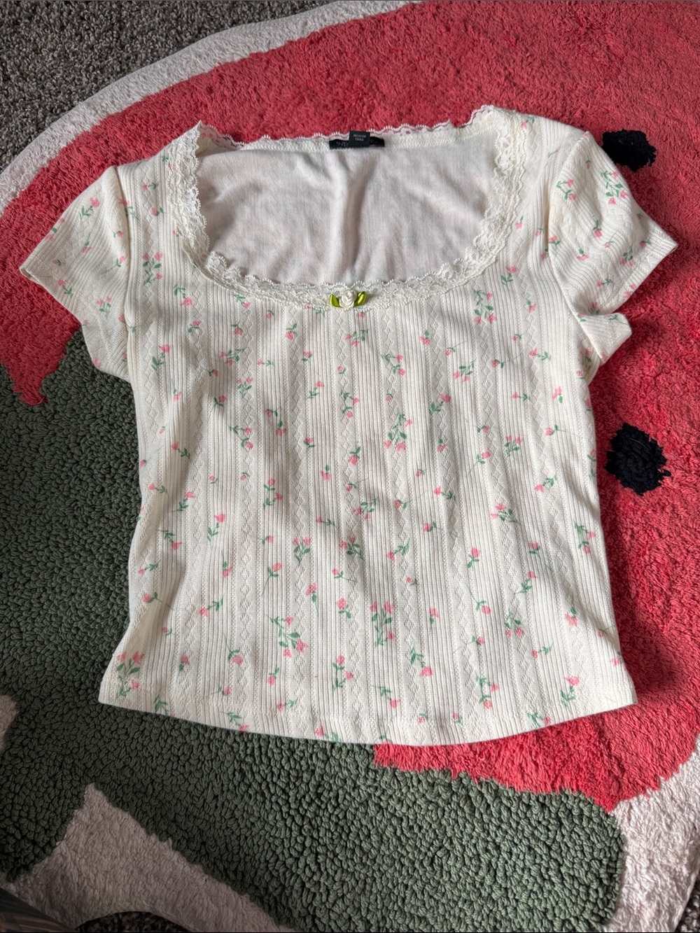 wild fable White Floral Lace-Trim Crop Top with Pink Roses